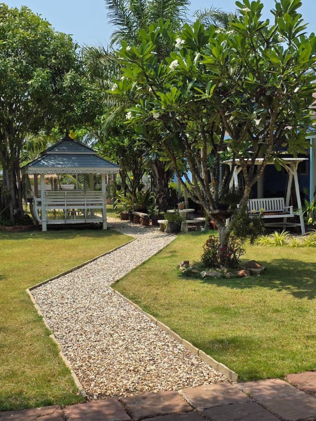 Happy Mind Resort Pran Buri Exterior photo