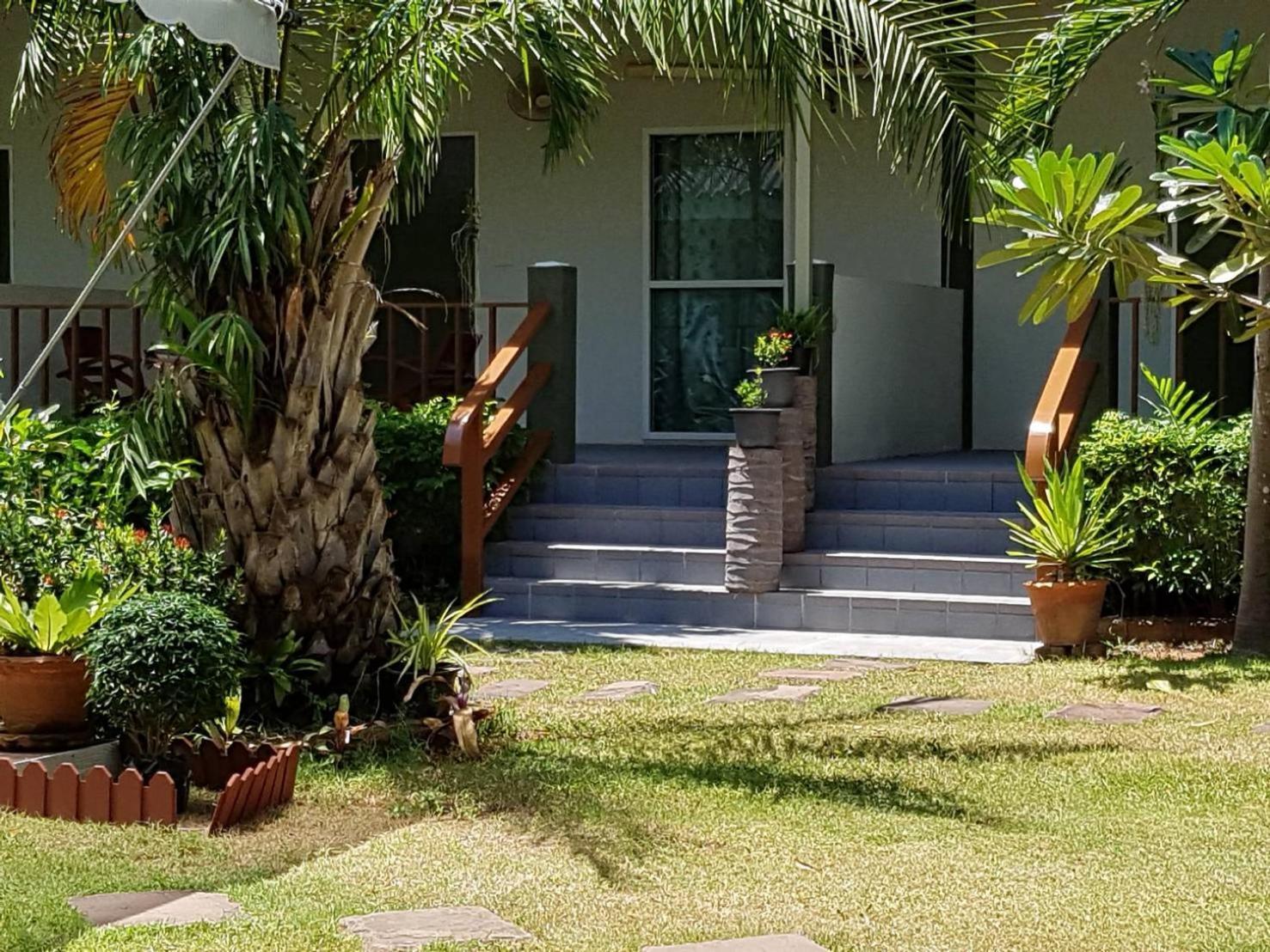 Happy Mind Resort Pran Buri Exterior photo