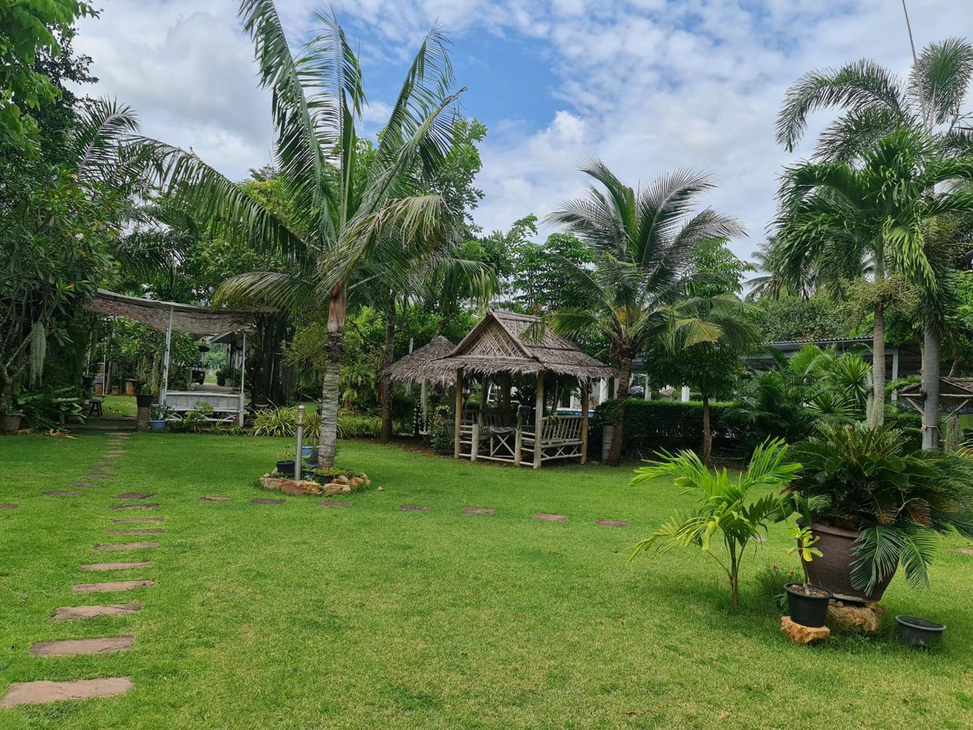 Happy Mind Resort Pran Buri Exterior photo